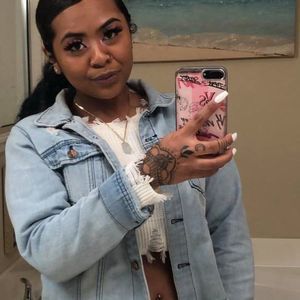 Meet your Posher, Savanah